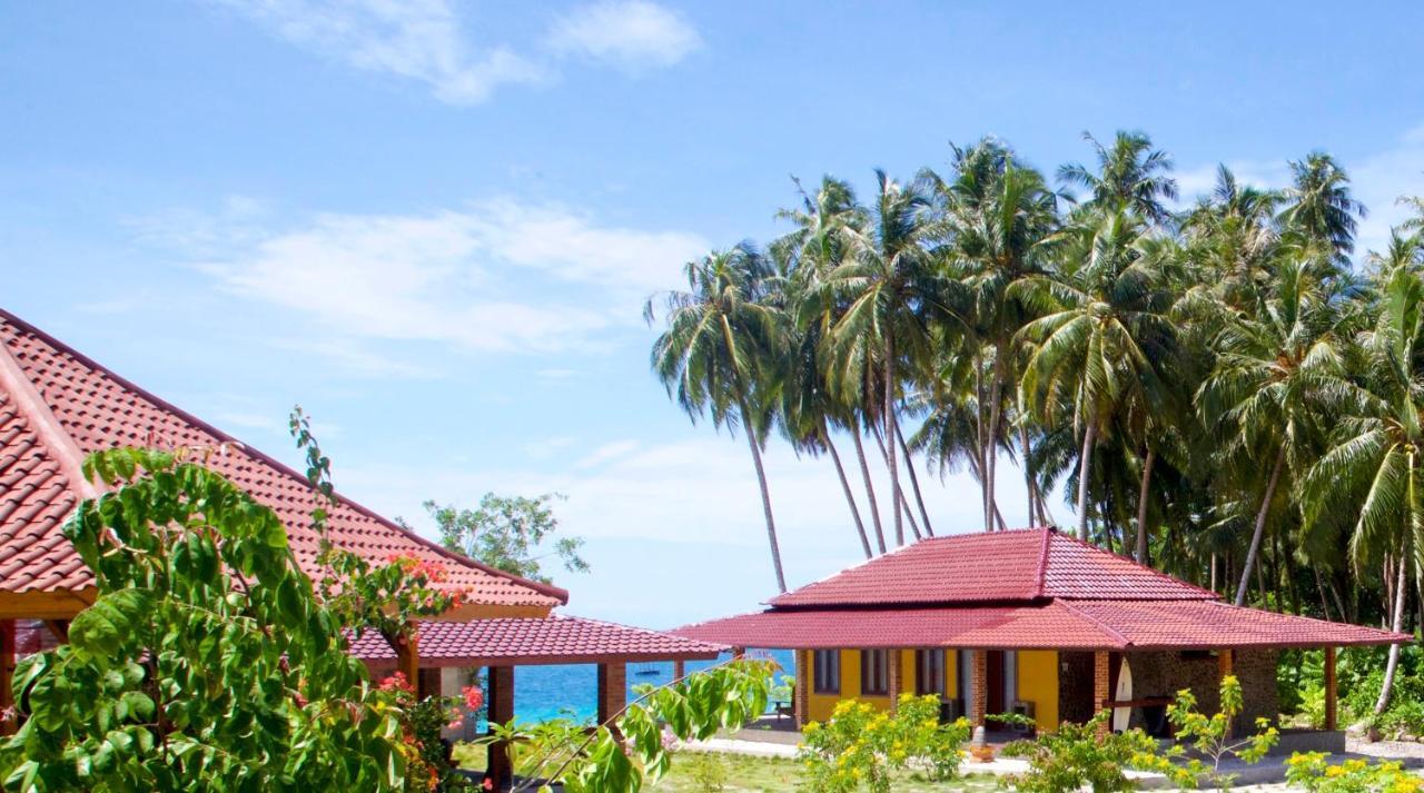 Puri Asu Resort Palau Asu Habitación foto